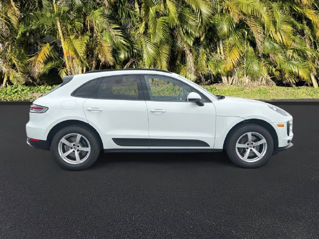 Used 2020 Porsche Macan w/ Premium Package Plus AWD/4WD image 3