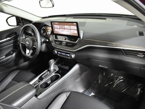 Used 2025 Nissan Altima 2.5 SL image 37