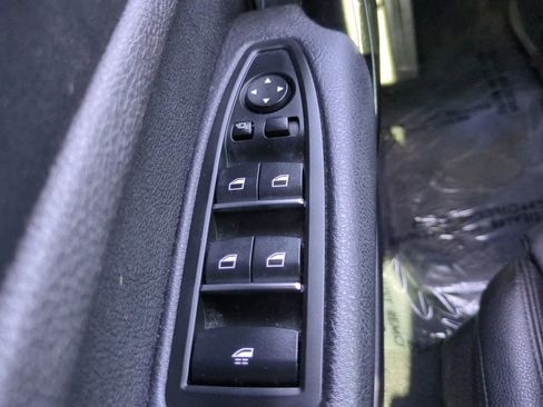 Used 2020 BMW 230i xDrive Convertible AWD/4WD image 22