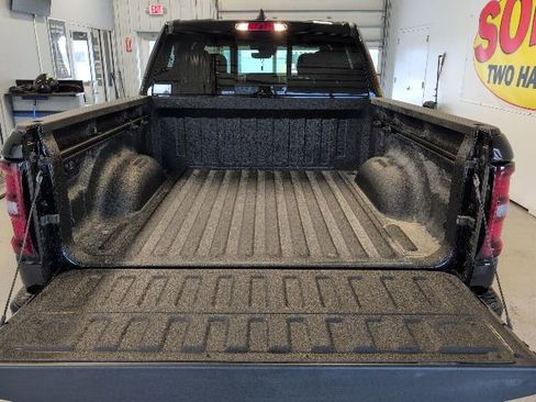 New 2026 RAM 1500 Big Horn w/ Night Edition AWD/4WD image 33