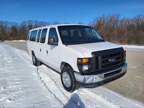 Used 2011 Ford E-350 and Econoline 350 XL image 5