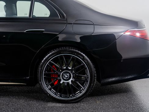 Used 2025 Mercedes-Benz S 63 AMG S w/ AMG Night Package image 17