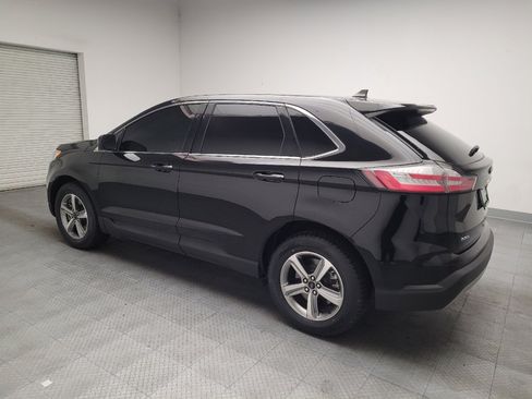 Used 2023 Ford Edge SEL w/ Convenience Package AWD/4WD image 3