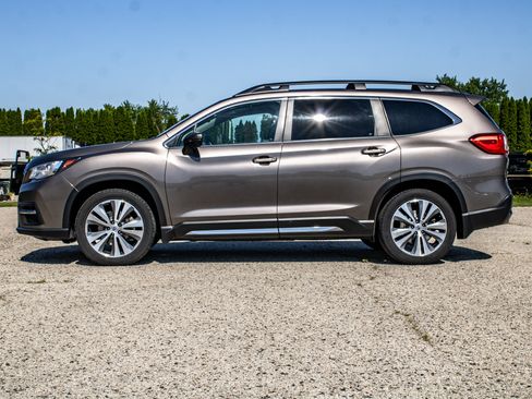 Used 2021 Subaru Ascent Limited w/ Technology Package AWD/4WD image 4
