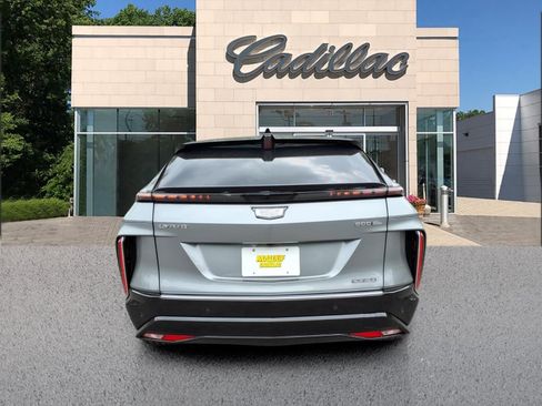 New 2026 Cadillac Lyriq Luxury AWD/4WD image 3