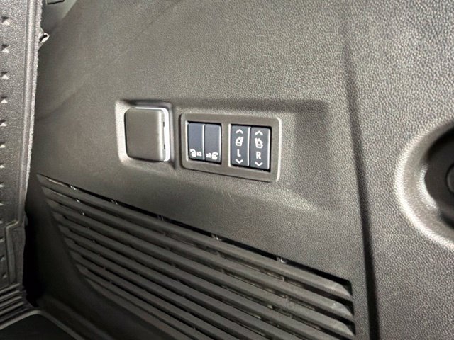 New 2027 Chevrolet Tahoe High Country AWD/4WD image 30