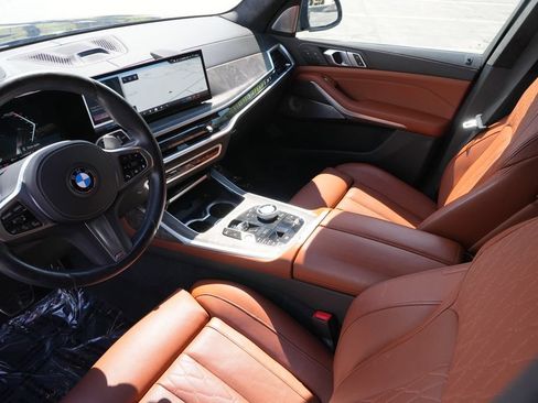 Used 2024 BMW X7 xDrive40i w/ Executive Package AWD/4WD image 19