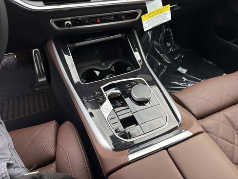 New 2026 BMW X5 xDrive40i w/ M Sport Package image 28