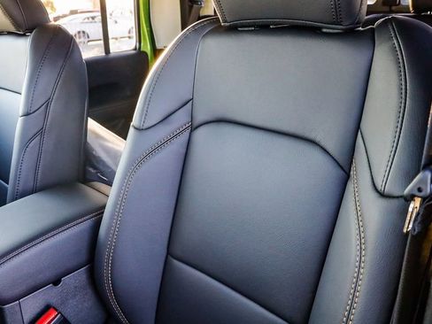 New 2025 Jeep Gladiator Sport image 26