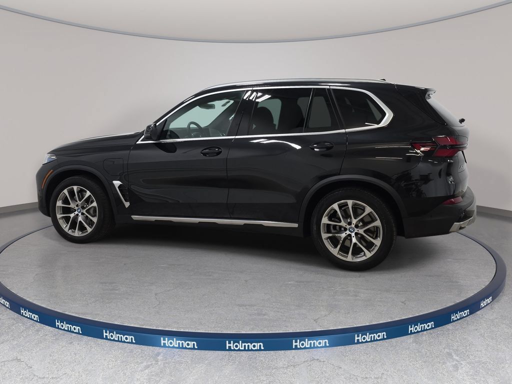 Used 2025 BMW X5 xDrive50e AWD/4WD image 9