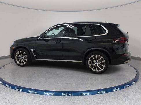 Used 2025 BMW X5 xDrive50e AWD/4WD image 9