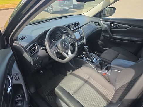 Used 2019 Nissan Rogue SV AWD/4WD image 13