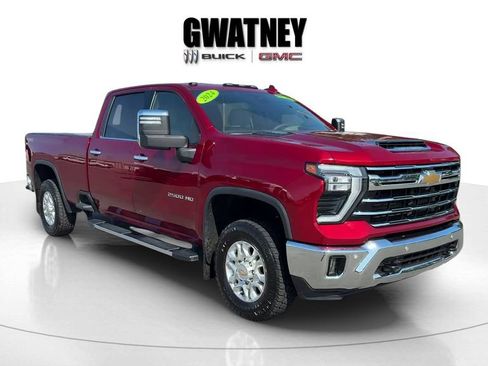 Used 2024 Chevrolet Silverado 2500 LTZ w/ LTZ Premium Package AWD/4WD image 3