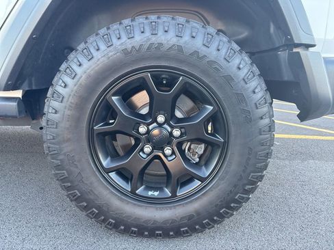 Used 2021 Jeep Wrangler Unlimited Sport image 13