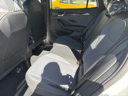 New 2026 Volkswagen Tiguan SE R-Line AWD/4WD image 4