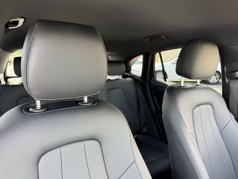 Used 2025 Mercedes-Benz GLA 250 image 7