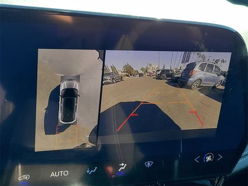 Used 2026 Chevrolet Blazer EV LT image 10