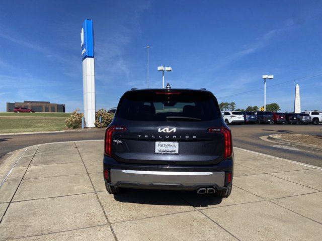 Used 2025 Kia Telluride S FWD image 12