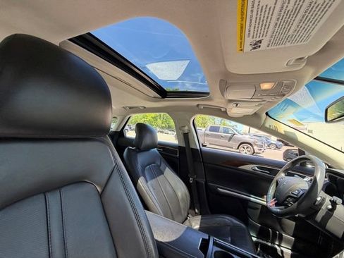 Used 2013 Lincoln MKZ FWD image 28