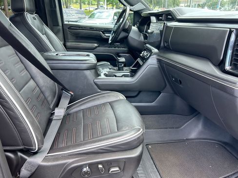 Used 2022 GMC Sierra 1500 AT4X image 22