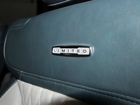 Used 2024 Ford F250 Limited AWD/4WD image 26