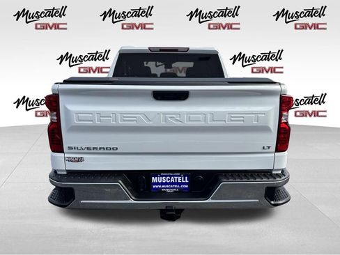 Used 2022 Chevrolet Silverado 1500 LT AWD/4WD image 7