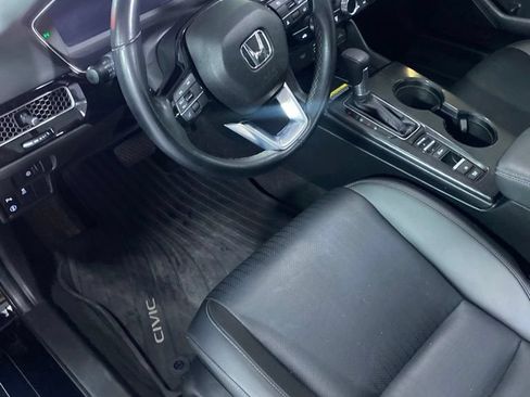 Used 2024 Honda Civic Touring image 4