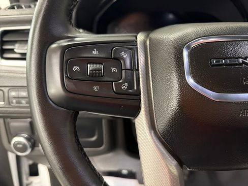 Used 2023 GMC Yukon Denali image 20