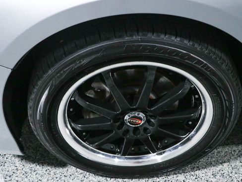 Used 2018 Honda Accord EX-L image 8
