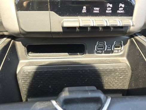 Used 2022 RAM 1500 Big Horn AWD/4WD image 20