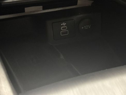 Used 2025 Ford Escape Platinum image 62