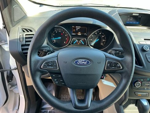 Used 2017 Ford Escape SE image 11