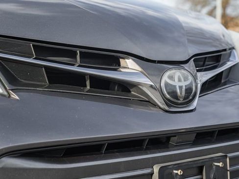 Used 2018 Toyota Sienna XLE Premium image 12