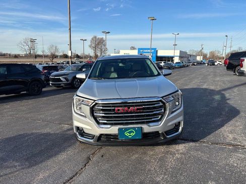 Certified 2022 GMC Terrain SLT image 8