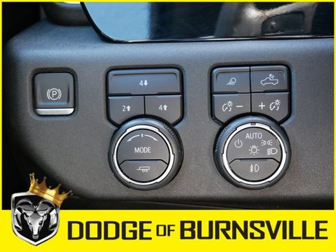 Used 2024 Chevrolet Silverado 3500 LT w/ Convenience Package AWD/4WD image 23
