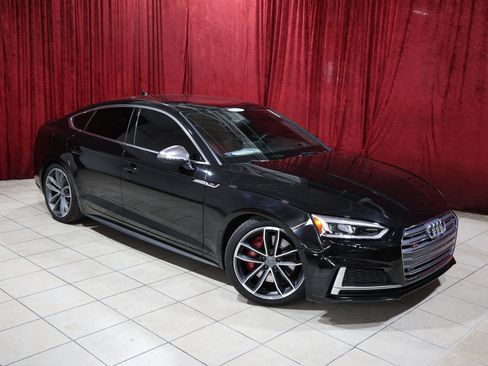 Used 2018 Audi S5 Prestige w/ S Sport Package image 2