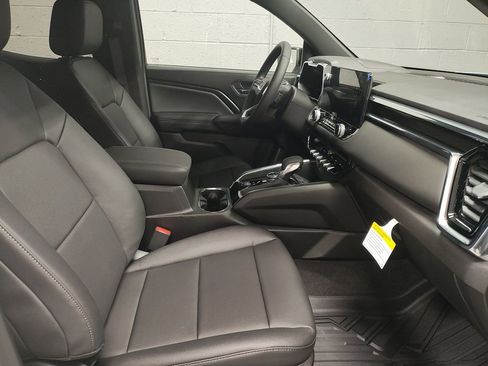 New 2026 GMC Canyon Elevation w/ Convenience Package image 7