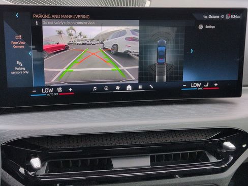 Used 2026 BMW 330i Sedan w/ M Sport Package image 25