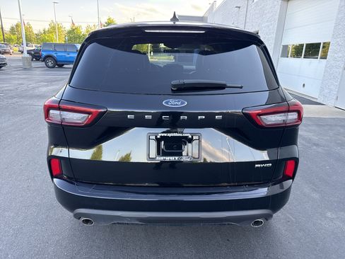 Used 2023 Ford Escape ST-Line AWD/4WD image 6