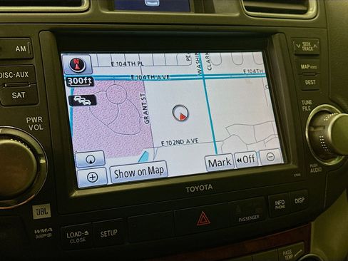 Used 2011 Toyota Highlander Limited w/ Tow Pkg AWD/4WD image 22