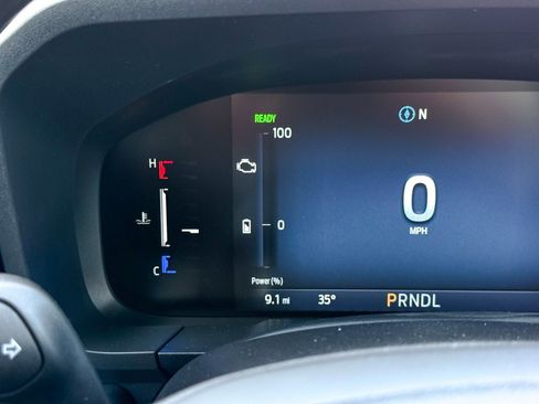 New 2025 Ford Maverick XL image 61