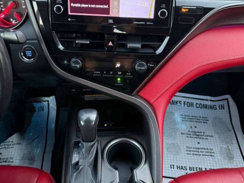 Used 2021 Toyota Camry XSE w/ Navigation Package image 17