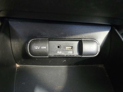 Used 2019 Kia Soul + FWD image 25