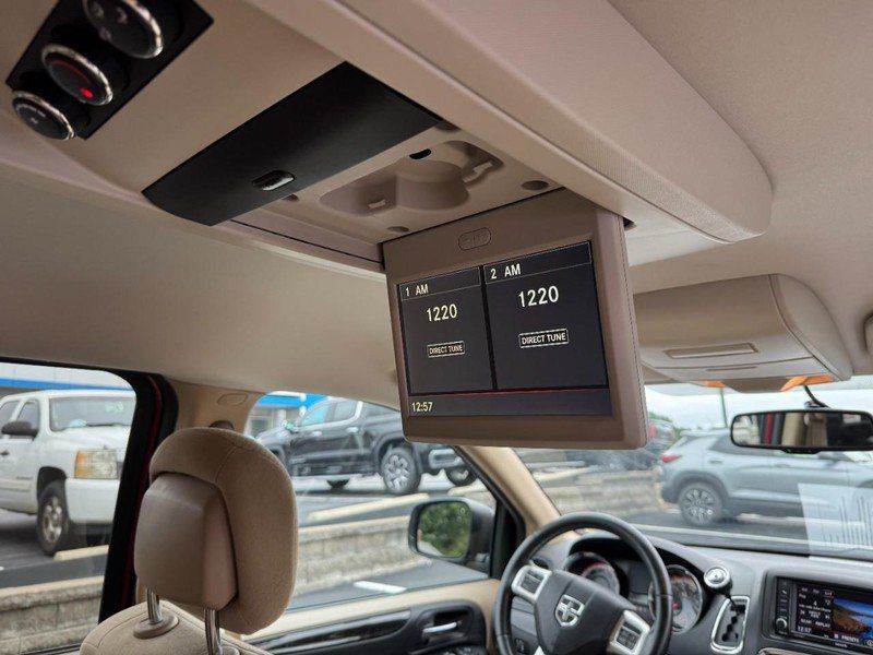 Used 2015 Dodge Grand Caravan SE w/ Quick Order Package 29E SE FWD image 12