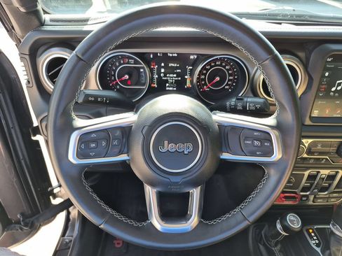 Used 2018 Jeep Wrangler Unlimited Rubicon AWD/4WD image 25