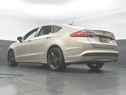 Used 2018 Ford Fusion S FWD image 43