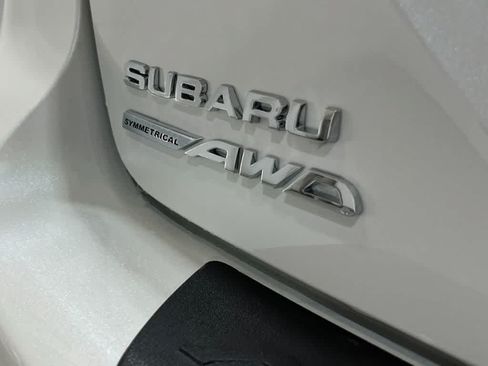 Certified 2025 Subaru Crosstrek 2.5i Limited AWD/4WD image 9