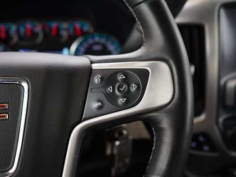 Used 2018 GMC Sierra 1500 SLT AWD/4WD image 25
