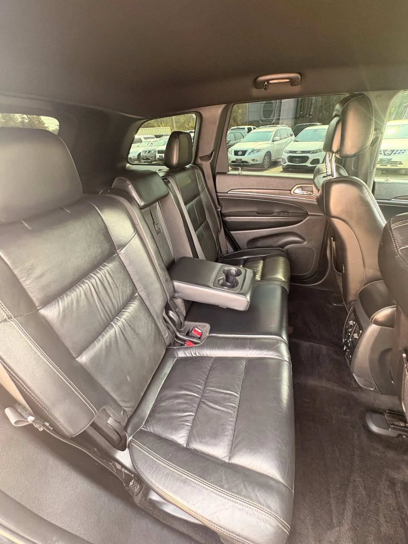 Used 2015 Jeep Grand Cherokee Limited AWD/4WD image 35