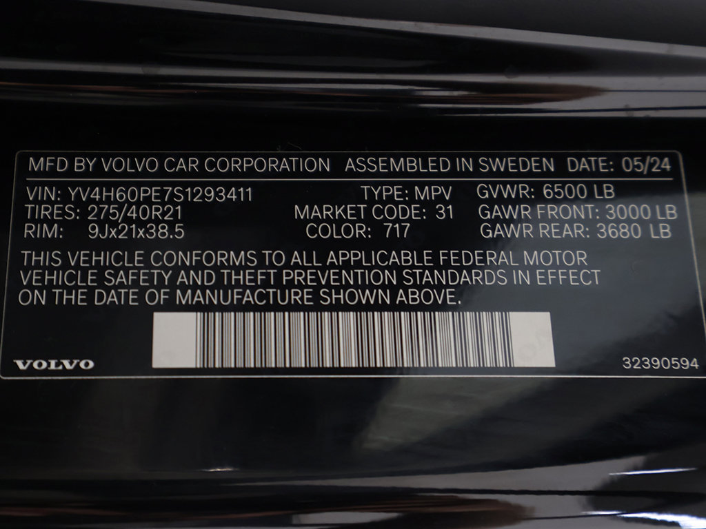 Used 2025 Volvo XC90 T8 Plus w/ Protection Package Premier AWD/4WD image 62